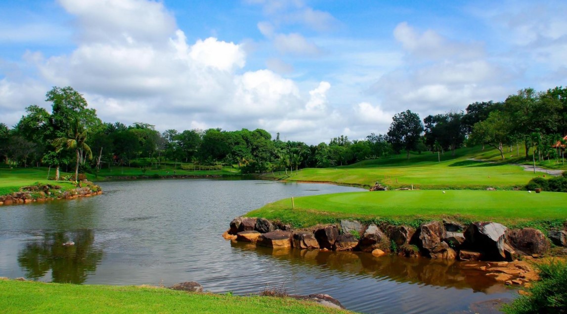 Palm Resort Golf and Country Club, Prestigious Golf Course ...